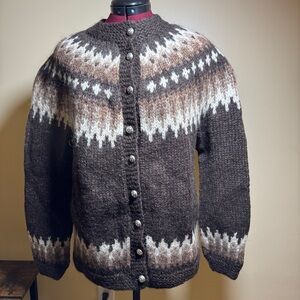 Handmade traditional Icelandic Lopapeysa Wool Sweater